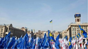 Оппозиция прошла маршем протеста по центральным улицам Киева