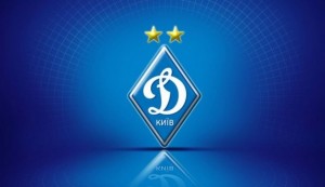 “Динамо” минимально обыгрывает “Ворсклу” в Киеве
