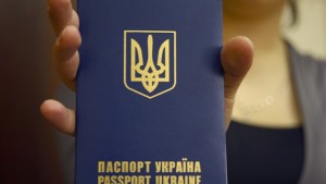 Срок оформления паспортов сократят по приказу Януковича
