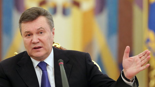 Янукович заставил армию помочь в борьбе со снегопадом