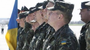 Украинские военнослужащие будут зарабатывать больше