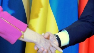 МИД обещают не отзывать украинских дипломатов из-за границы