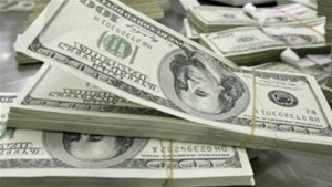 Эксперт: к концу года доллар повысится