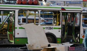 При взрыве автобуса в Москве пострадали женщина и ребенок