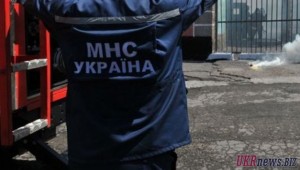 В Симферополе загорелся автомобиль с людьми В Симферополе загорелся автомобиль с людьми