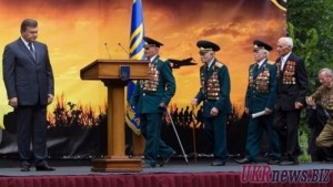 Янукович выразил благодарность участникам ВОВ за их подвиг