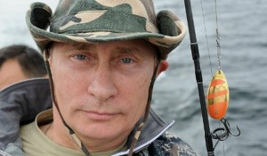 Песков опроверг предположения о заготовленных фотографиях рыбалки Путина
