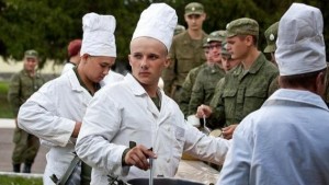 All inclusive по-армейски: «шведский стол» и повара не ниже третьего разряда