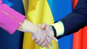 Украинские делегации отправятся в Салоники и Москву