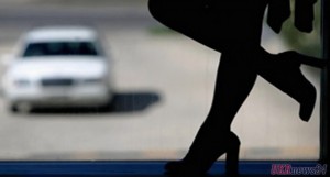 В Москве выбросили с балкона очередную чернокожую проститутку