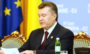 Янукович все же поедет на саммит в Вильнюс
