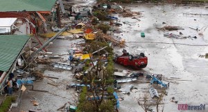 Из-за тайфуна на Филиппинах погибло не менее 1200 человек