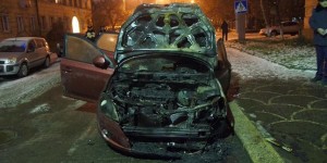 В Ужгороде депутату-активисту Евромайдана сожгли авто