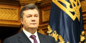Янукович поручил снизить тарифы на электроэнергию