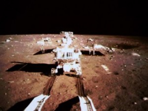 Китайский луноход уличил NASA в подлоге снимков с Луны