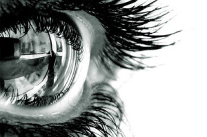 Ученые научились распознавать лица в отражении чужих глаз