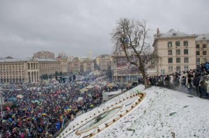 Народное вече направилось к администрации Януковича