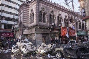 В Египте объявили трехдневный траур по жертвам крупного теракта в полицейском управлении
