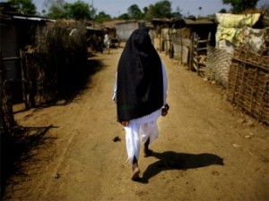 В Индии 12 человек изнасиловали девушку за нарушение традиции