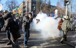 В Киеве может быть введено чрезвычайное положение