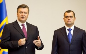Янукович и Захарченко объявлены в международный розыск
