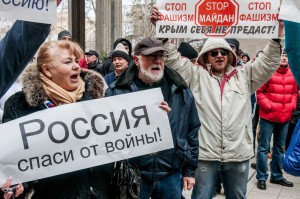 Как успокоить Крым и Харьков