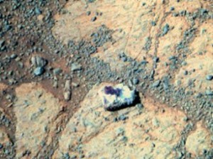 Ученые раскрыли тайну странного камня рядом с марсоходом Opportunity