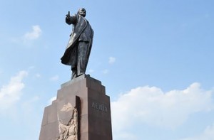 В Харькове активизировались защитники памятника Ленину
