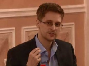 Экс-сотрудника ЦРУ Сноудена выбрали студенческим ректором университета Глазго
