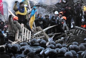 Самооборона Майдана намерена блокировать правительственный квартал