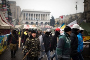 На Майдан позвали киевлян с бейсбольными битами