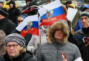 Призывы против фашизма. Как прошел пророссийский митинг в Донецке