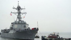 США оставили свой эсминец в Черном море