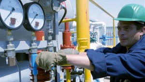 Украина подписала соглашение о реверсе газа со Словакией и подает в суд на «Газпром»