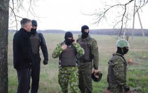 Неизвестные заблокировали военный аэродром Краматорска