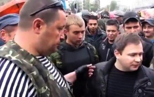 Донецкая сотня самообороны Майдана отказалась ехать бороться с сепаратистами (+Видео)