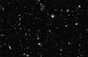 Телескоп Hubble сделал снимок поперечного сечения Вселенной (+Видео)
