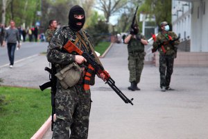 В Луганске сепаратисты вошли в здание милиции