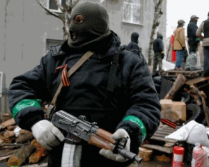 Славянские террористы не собираются отпускать представителей ОБСЕ из плена
