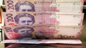 Официальная зарплата в Киеве выросла на 500 грн