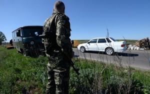 Задержанных в Славянске иностранцев из ОБСЕ объявили шпионами