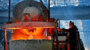 “РусАл” может остановить выпуск алюминиевой катанки на комбинате в Запорожье