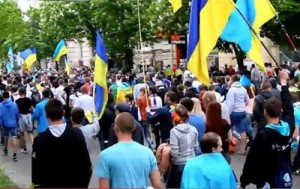 В Днепропетровске прошло шествие за единство Украины (+Видео)