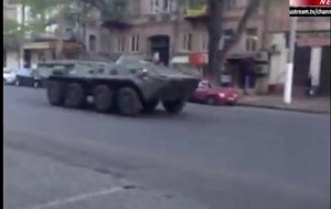 По Одессе передвигаются БТРы – соцсети (+Видео)