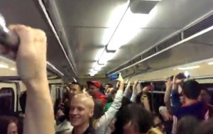В киевском метро прошел флешмоб “Кто не скачет, тот москаль!” (+Видео)