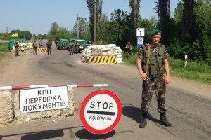 Россия сосредотачивает возле границы грузовики с боевиками, – Госпогранслужба