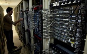 Сервер ЦИК настойчиво атакуют хакеры