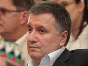 СМИ: За покушением на мэра Харькова стоит Арсен Аваков