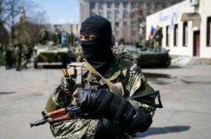 Террористы в Луганске активизировались: 2 военных погибли, 8 ранены