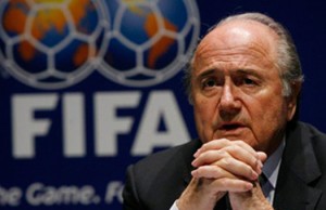 Президент FIFA: Крымские клубы должны играть в украинских лигах